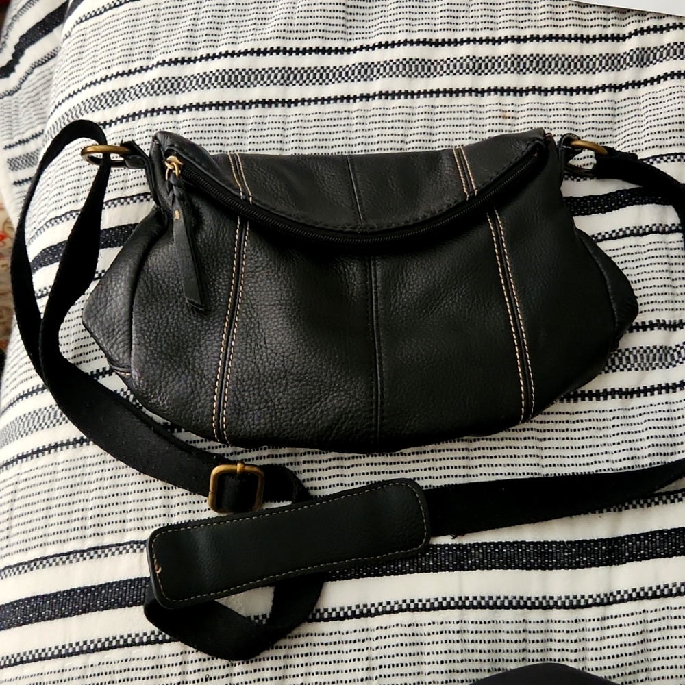 The Sak Leather Deena Flap Crossbody bag